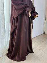Load image into Gallery viewer, Wide abaya w/ diamond khimar