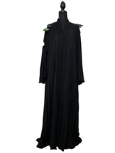 Load image into Gallery viewer, Wide Pleated Abaya
