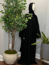 Load image into Gallery viewer, Frill back abaya w/ double ruffle sleeve
