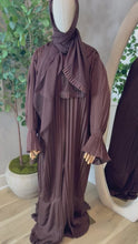 Load and play video in Gallery viewer, Three piece Pleated Open Abaya/Duster 2.0
