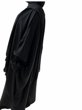 Load image into Gallery viewer, Three piece Abaya w/ scruntch sleeves
